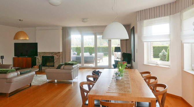prestiżowy salon w ekskluzywnej rezydencji do sprzedaży Gdynia (okolice)