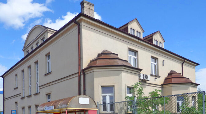 imponująca bryła ekskluzywnej rezydencji na sprzedaż Katowice (okolice)