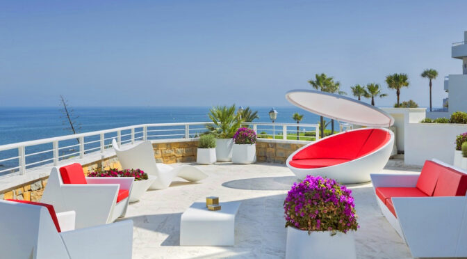 tras z widokiem na morze przy luksusowym apartamencie do sprzedaży Hiszpania (Costa Del Sol Estepona, Casares)