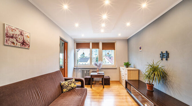 imponujące oświetlenie wnętrza ekskluzywnego apartamentu do sprzedaży Bolesławiec