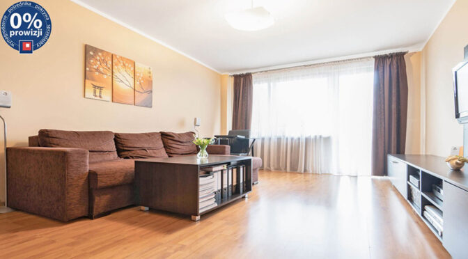 komfortowe wnętrze pokoju gościnnego w luksusowym apartamencie na sprzedaż Katowice (okolice)