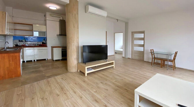 przestronne wnętrze ekskluzywnego apartamentu do sprzedaży Szczecin
