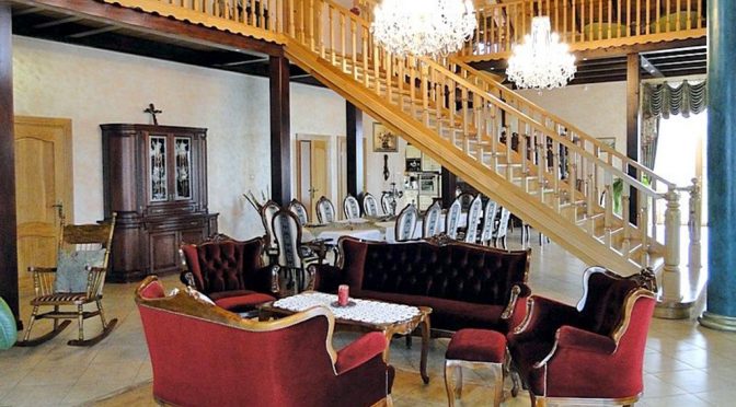luksusowy wnętrze salonu na sprzedaż w okolicach Gdańska