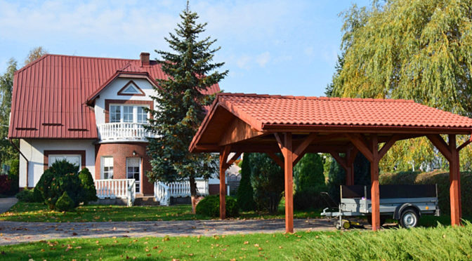 widok od strony ogrodu i działki na luksusowa rezydencję do sprzedaży Słupsk