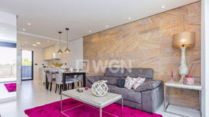Read more about the article Apartament do sprzedaży Costa Blanca Torrevieja, Mil Palmeras (Hiszpania)