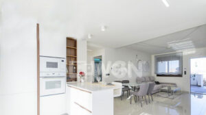 Read more about the article Apartament na sprzedaż Hiszpania (Torrevieja, Alicante)