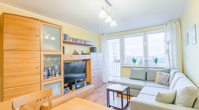 komfortowy pokój dzienny w ekskluzywnym apartamencie do sprzedaży Gdańsk