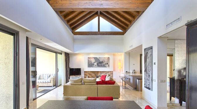 śródziemnomorski design wykończenia wnętrza luksusowego apartamentu do sprzedaży Hiszpania (Costa Del Sol Malaga)