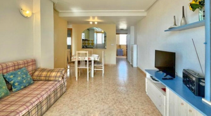 zaprojektowane w śródziemnomorskim stylu wnętrze ekskluzywnego apartamentu do sprzedaży Hiszpania (Torrevieja)