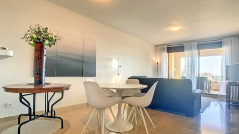 Read more about the article Apartament do sprzedaży Hiszpania (La Duquesa, Estepona)