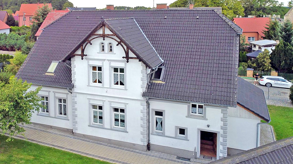 You are currently viewing Rezydencja na sprzedaż Legnica (okolice)