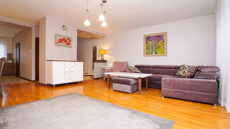 Read more about the article Rezydencja do sprzedaży Piotrków Trybunalski