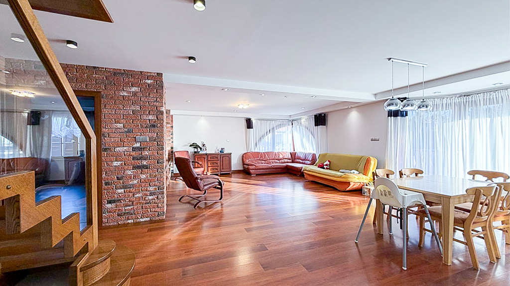 You are currently viewing Rezydencja na sprzedaż Głogów (okolice)