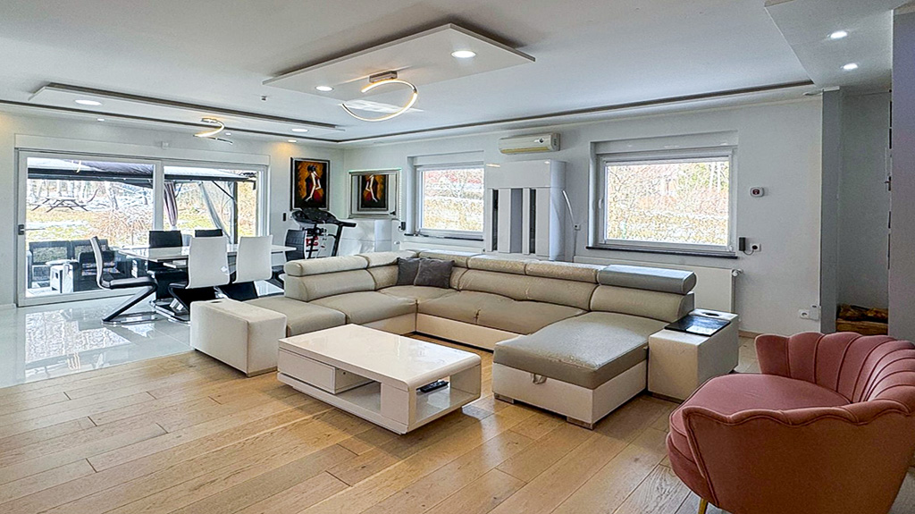 You are currently viewing Rezydencja na sprzedaż Kłodzko (okolice)